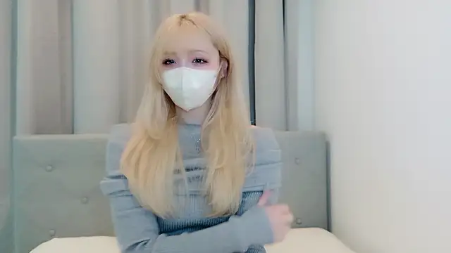 mimi  k online show from 24, 4, 2026