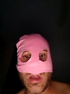 Snapshot of Sucker1988Czech chatting on 13, 5, 2026 Sucker1988Czech online show from 13, 5, 2026