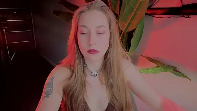 Snapshot of ShowmeYourfetish chatting on 21, 5, 2026 ShowmeYourfetish online show from 21, 5, 2026