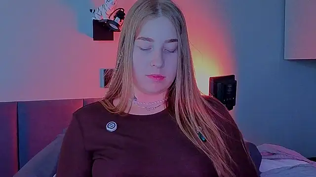 Snapshot of ShowmeYourfetish chatting on 17, 5, 2026 ShowmeYourfetish online show from 17, 5, 2026