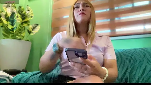 hannaBaby lisyos11 online show from 1, 6, 2026