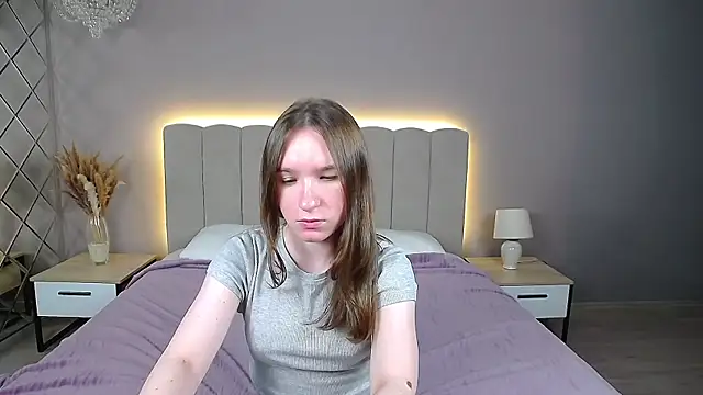 Snapshot of MarliinNova chatting on 18, 7, 2026 MarliinNova online show from 18, 7, 2026