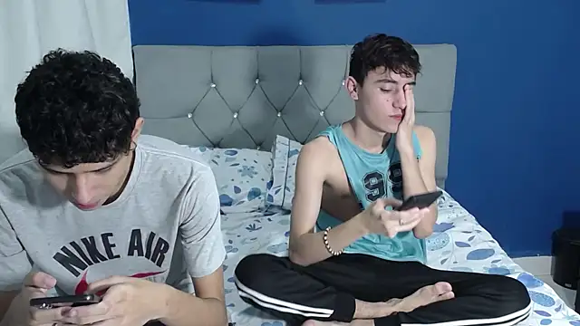 Thiago And Gael online show from 12, 7, 2026