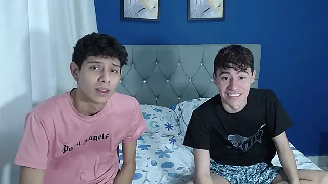 Thiago And Gael online show from 5, 7, 2026