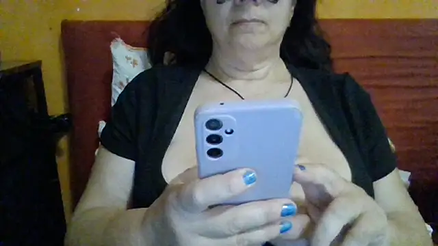 Snapshot of CasalingaEccitata chatting on 14, 6, 2026 CasalingaEccitata online show from 14, 6, 2026