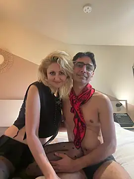 Snapshot of misskissxoxo chatting on 10, 7, 2026 misskissxoxo online show from 10, 7, 2026