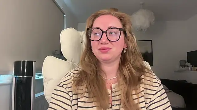 arielsweetieee online show from 18, 5, 2026