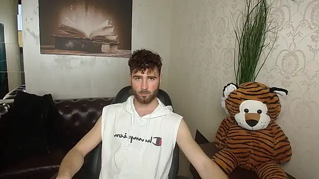 KyloEast online show from 24, 4, 2026