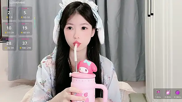 Snapshot of XiaoMei-iiiiii chatting on 30, 5, 2026 XiaoMei-iiiiii online show from 30, 5, 2026
