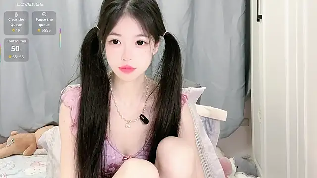 Snapshot of XiaoMei-iiiiii chatting on 10, 5, 2026 XiaoMei-iiiiii online show from 10, 5, 2026