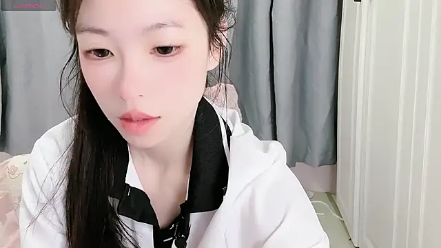 Snapshot of XiaoMei-iiiiii chatting on 19, 5, 2026 XiaoMei-iiiiii online show from 19, 5, 2026