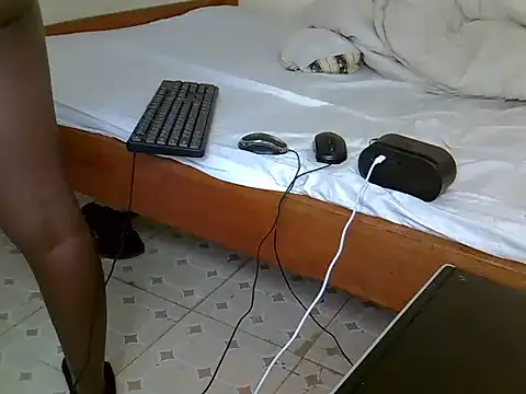 Minniemore online show from 18, 4, 2026