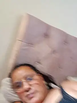 Samanta-42 online show from 18, 4, 2026