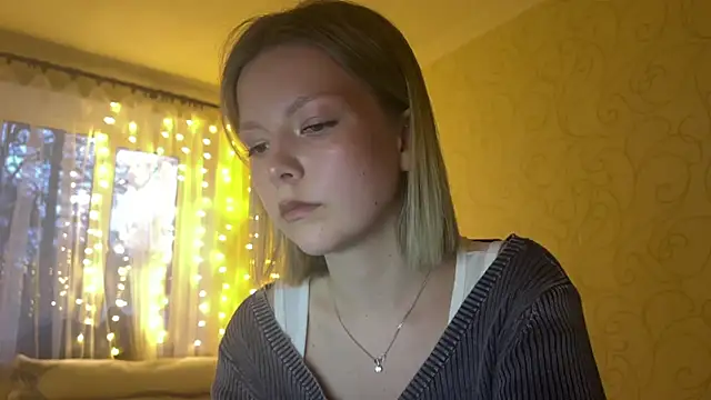 Tonya Silva online show from 25, 4, 2026