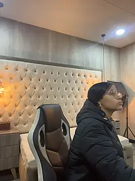 Susan Voltaire online show from 19, 5, 2026
