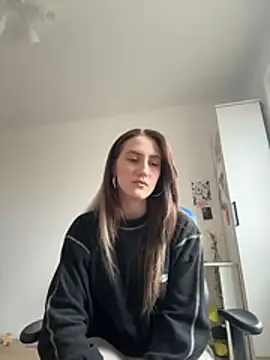 Tiny Anny online show from 20, 4, 2026