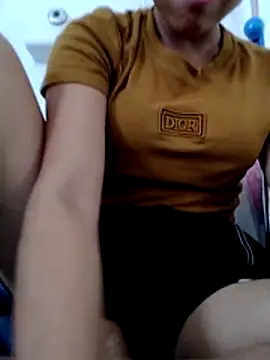 Zara-Lina online show from 25, 7, 2026