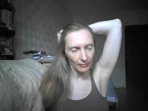 Snapshot of LunaBelle8 chatting on 7, 6, 2026 LunaBelle8 online show from 7, 6, 2026