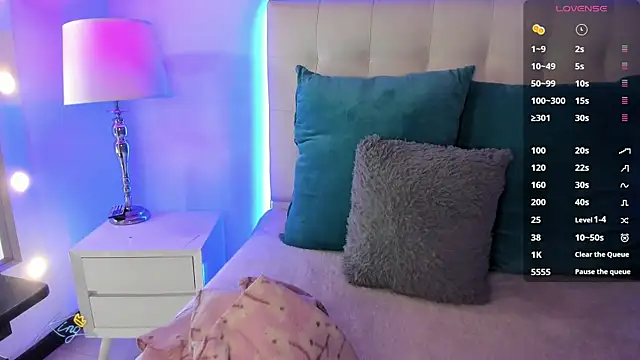 Snapshot of _sasha_miller_ chatting on 21, 5, 2026 sasha miller online show from 21, 5, 2026