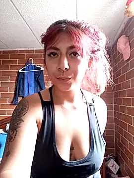Snapshot of _sasha_miller_ chatting on 29, 7, 2026 sasha miller online show from 29, 7, 2026