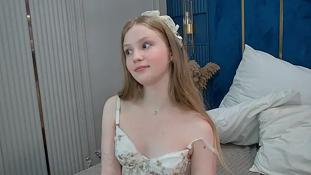 Snapshot of LilianHowards chatting on 21, 6, 2026 LilianHowards online show from 21, 6, 2026