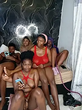 Snapshot of Teeangelaa chatting on 14, 5, 2026 Teeangelaa online show from 14, 5, 2026
