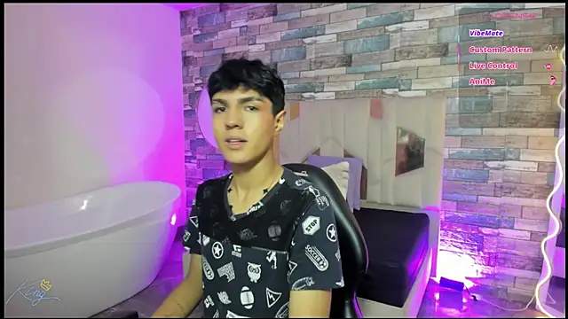 Snapshot of Damian_tay chatting on 14, 5, 2026 Damian tay online show from 14, 5, 2026