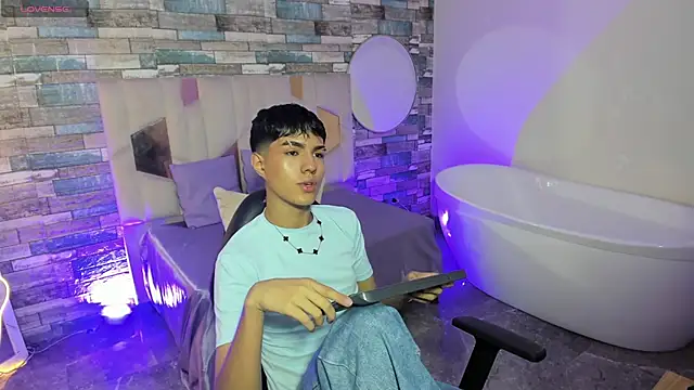 Snapshot of Damian_tay chatting on 26, 4, 2026 Damian tay online show from 26, 4, 2026