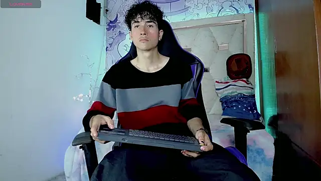 Johnny cage  online show from 21, 4, 2026