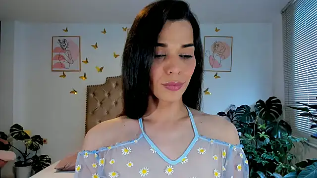 bella grego online show from 11, 6, 2026