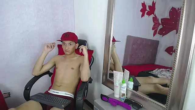 Snapshot of Lexter_Blue chatting on 23, 4, 2026 Lexter Blue online show from 23, 4, 2026