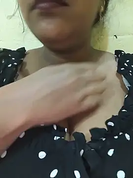 Snapshot of Newragini chatting on 25, 5, 2026 Newragini online show from 25, 5, 2026