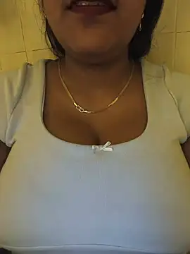 Snapshot of Newragini chatting on 18, 5, 2026 Newragini online show from 18, 5, 2026