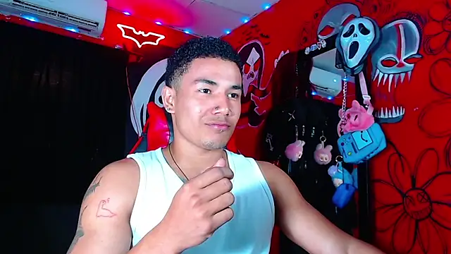 Nikkithebeastx online show from 21, 4, 2026