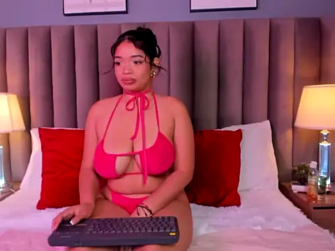 Snapshot of LilyFoox chatting on 18, 7, 2026 LilyFoox online show from 18, 7, 2026