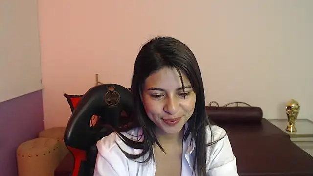 Lady isabella  online show from 7, 7, 2026