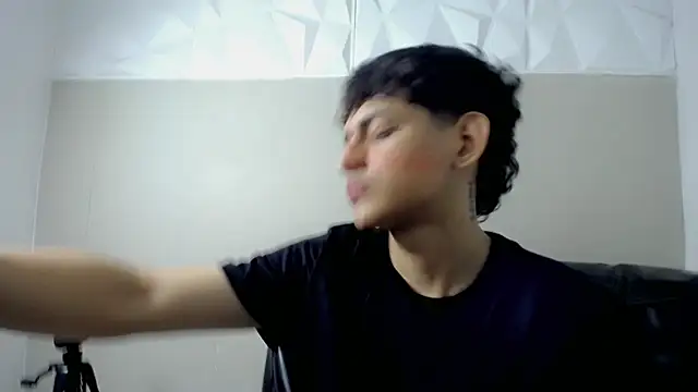 Yosepp cum online show from 4, 5, 2026