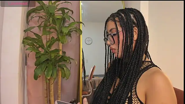 Miss ebony77 online show from 14, 5, 2026