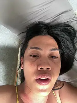 Majesticaaurax online show from 17, 4, 2026