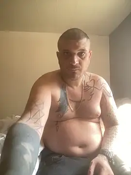 Snapshot of Legrandsinge20 chatting on 9, 5, 2026 Legrandsinge20 online show from 9, 5, 2026