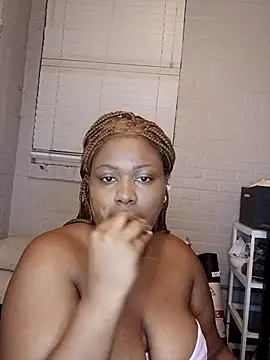 Snapshot of caramelick chatting on 17, 4, 2026 caramelick online show from 17, 4, 2026