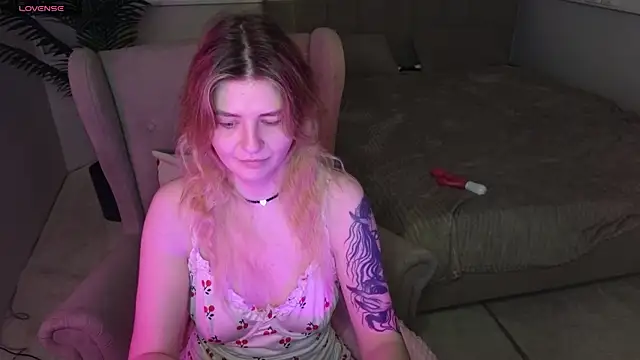 TonyaMeow online show from 8, 5, 2026