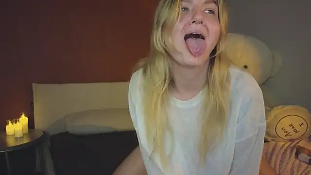 Snapshot of TonyaMeow chatting on 19, 7, 2026 TonyaMeow online show from 19, 7, 2026