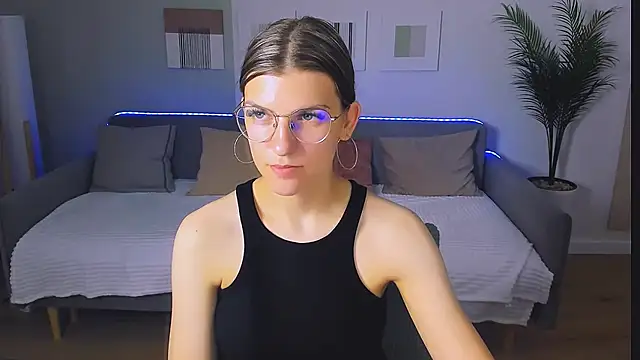 Snapshot of AnnaThorne chatting on 26, 5, 2026 AnnaThorne online show from 26, 5, 2026