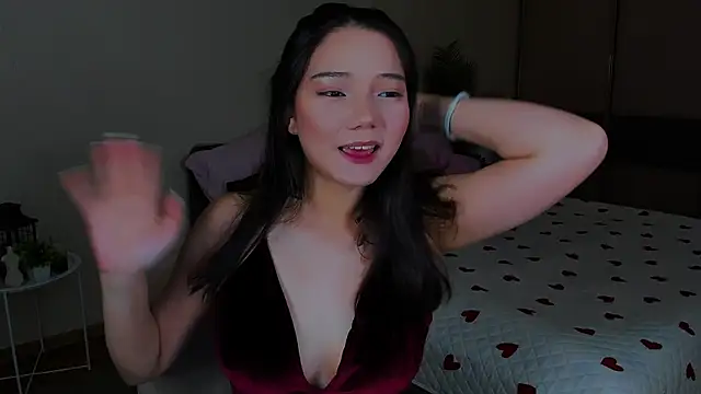 Snapshot of milana_dance chatting on 10, 5, 2026 milana dance online show from 10, 5, 2026