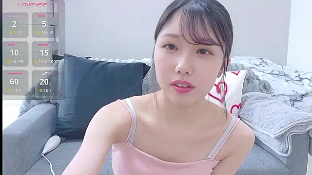 Snapshot of Minamina2 chatting on 26, 5, 2026 Minamina2 online show from 26, 5, 2026
