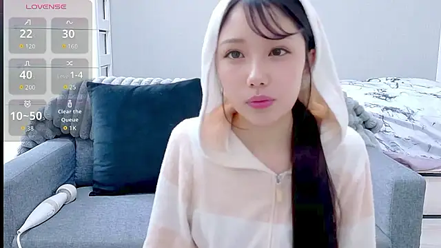 Snapshot of Minamina2 chatting on 23, 5, 2026 Minamina2 online show from 23, 5, 2026