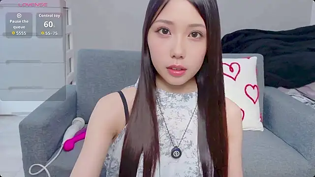 Snapshot of Minamina2 chatting on 9, 7, 2026 Minamina2 online show from 9, 7, 2026