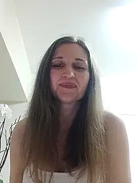 irresistibelle online show from 21, 4, 2026