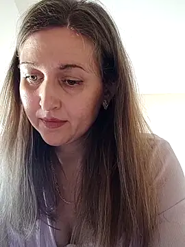 irresistibelle online show from 21, 4, 2026